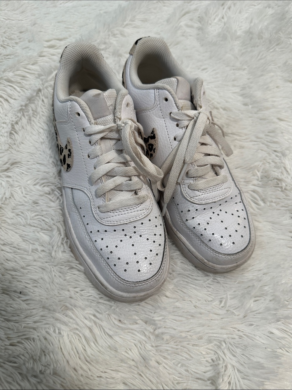 💕 Nike Court Low Vision Low Leopard Swoosh Sneaker